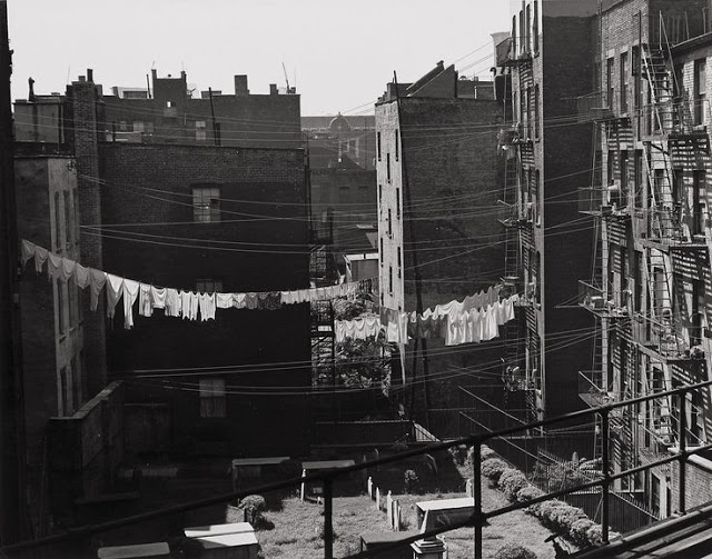 Laundry+in+New+York+in+the+Past+%289%29.jpg