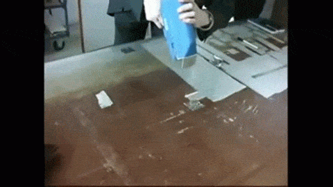 laser_cleaning_is_oddly_satisfying_08.gif