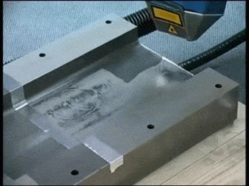 laser_cleaning_is_oddly_satisfying_09.gif