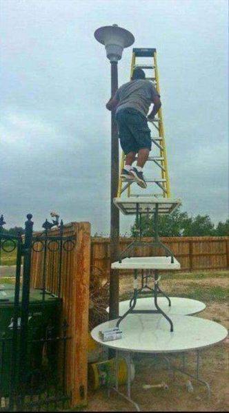 a_bunch_of_idiots_who_forgot_that_safety_comes_first_640_09[1].jpg