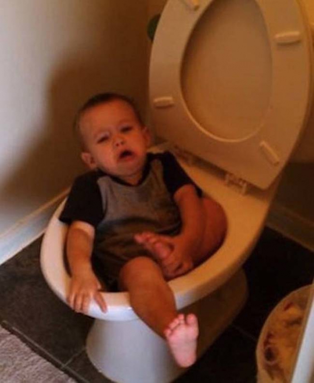 these_photos_with_kids_fails_will_crack_you_up_03[1].jpg