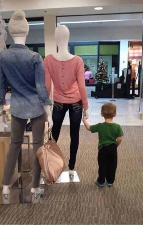 these_photos_with_kids_fails_will_crack_you_up_26[1].jpg