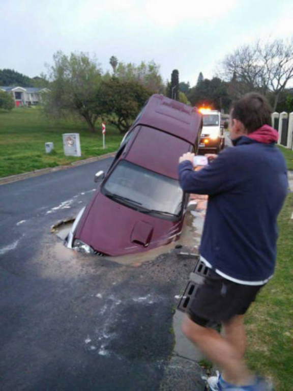 car-accidents-bad-drivers-funny-wreck-20.jpg