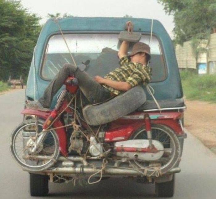 a_little_bit_of_car_humor_to_make_your_day_23[1].jpg
