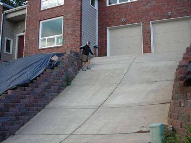 no_idea_who_hired_these_construction_workers_640_30[1].jpg
