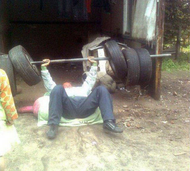 whats_bizarre_for_you_is_perfectly_fine_for_russians_640_18[1].jpg