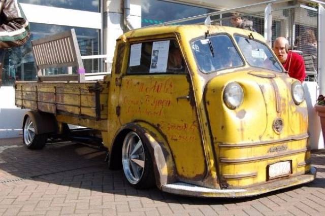 cars_can_come_in_all_shapes_and_colors_640_05[1].jpg