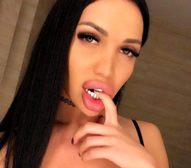 what_have_they_done_with_their_lips_640_11.jpg