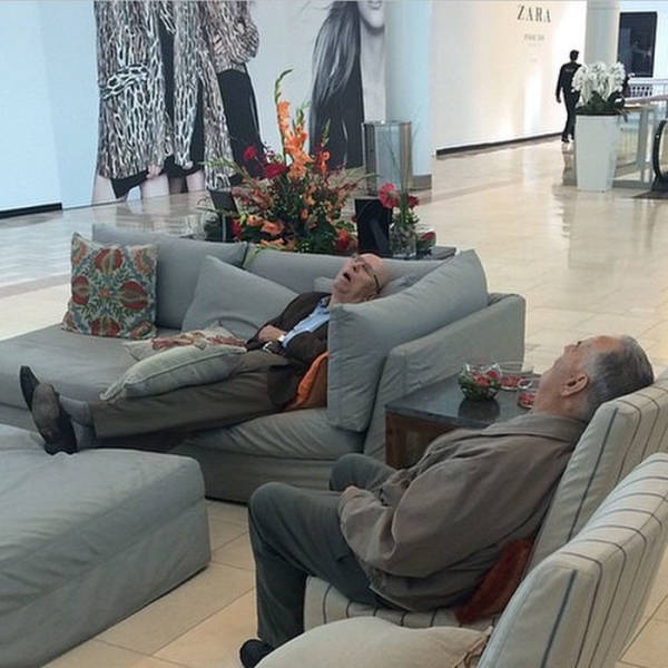 men_who_know_the_pain_of_shopping_640_08.jpg