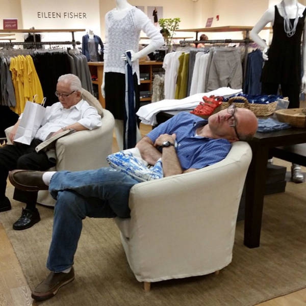 men_who_know_the_pain_of_shopping_640_21.jpg