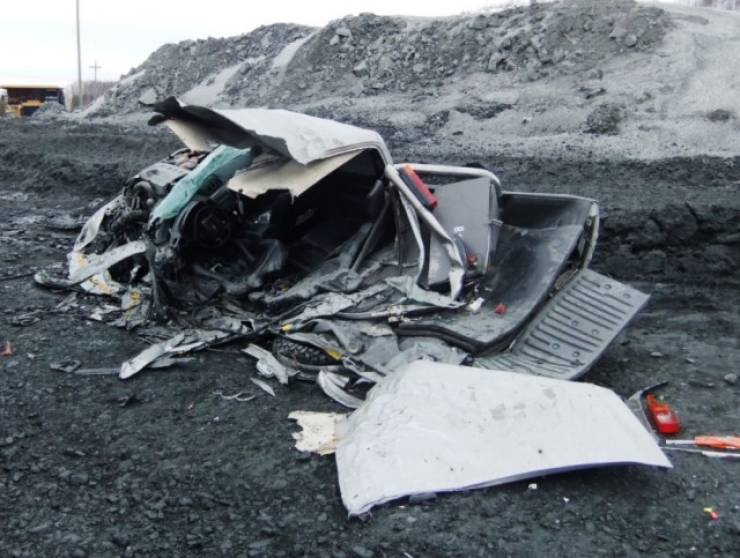 what_there_was_a_car_in_my_way_640_05.jpg