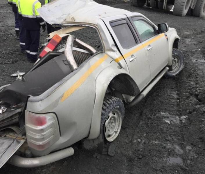 what_there_was_a_car_in_my_way_640_07.jpg