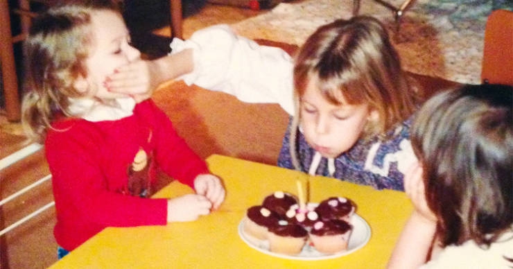 why_are_these_old_family_photos_always_so_awkward_640_02[1].jpg