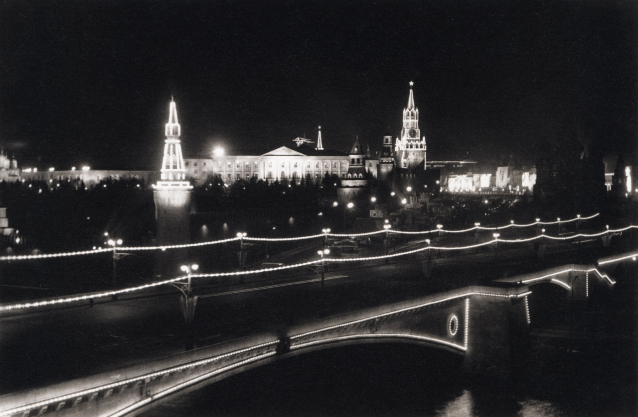 148 Праздничная Москва 1960-е.jpg