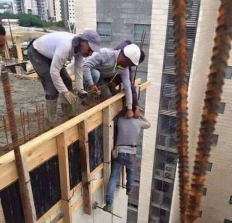 some_people_just_dont_care_about_their_lives_38[1].jpg