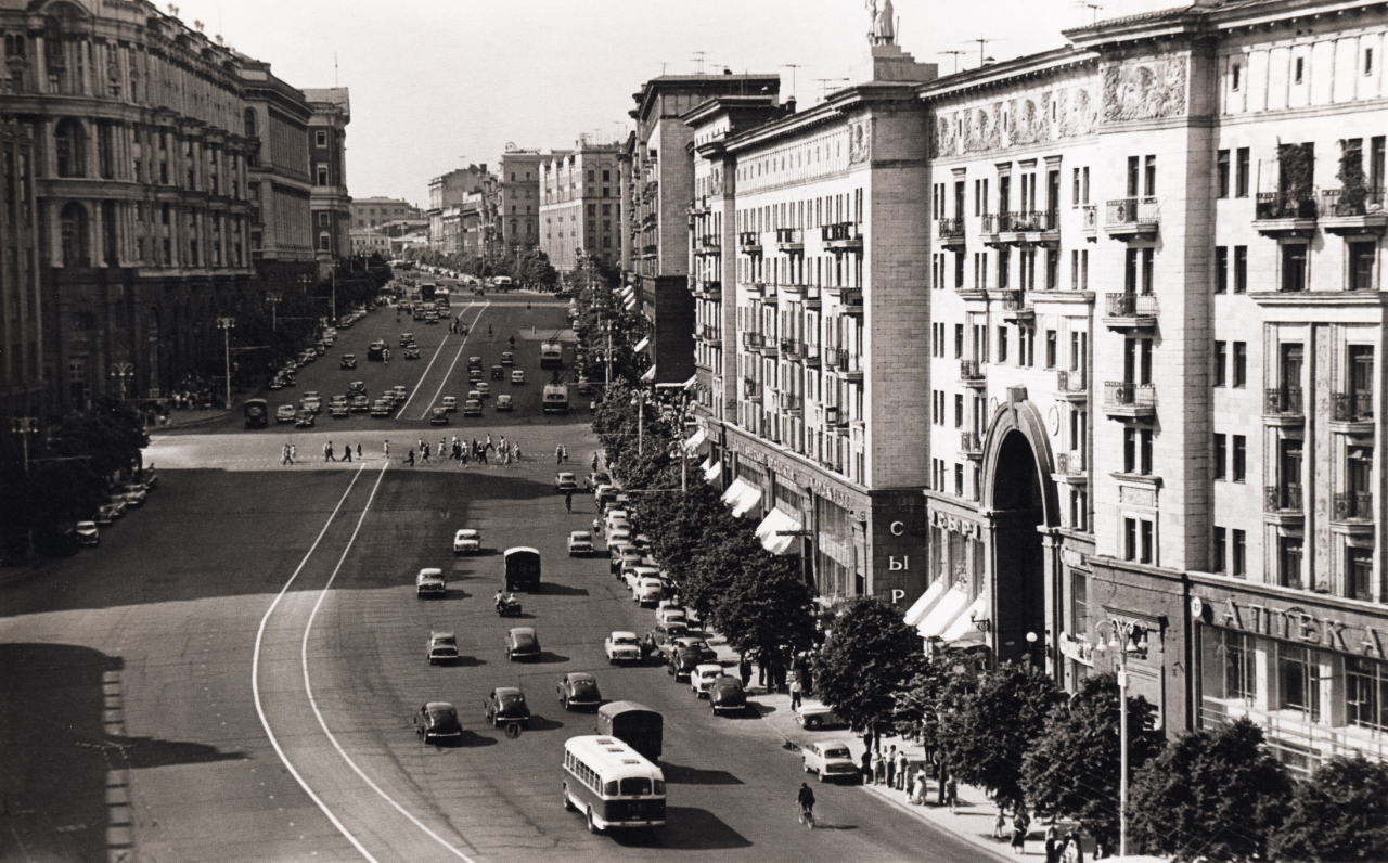 77 Улица Горького 1950-е.jpg