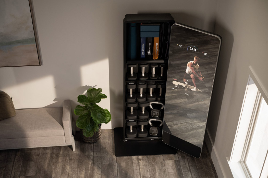 NordicTrack-Vault-connected-home-gym-with-smart-mirror-5.jpg