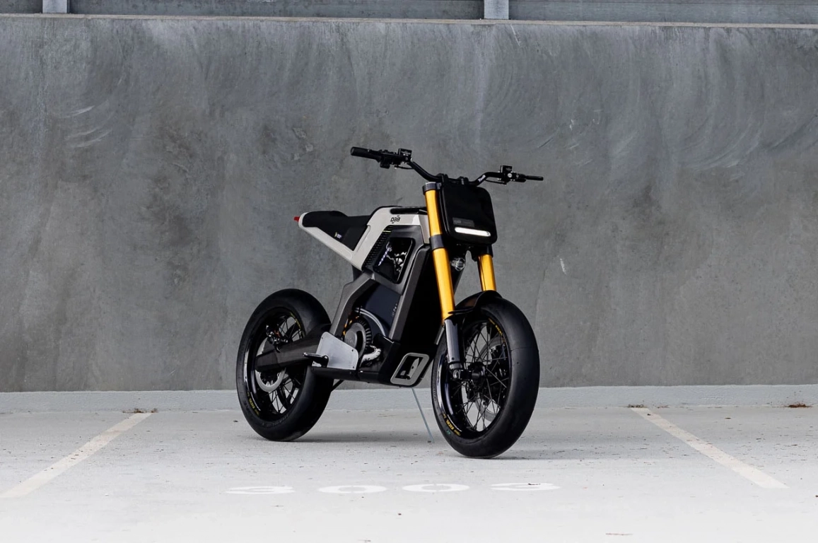 DAB-Concept-E-Electric-Motorcycle_Outercraft-10.webp