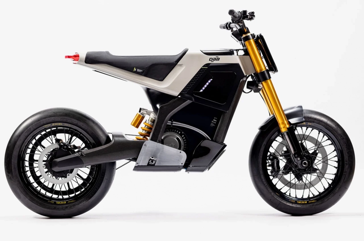 DAB-Concept-E-Electric-Motorcycle_Outercraft-11.webp