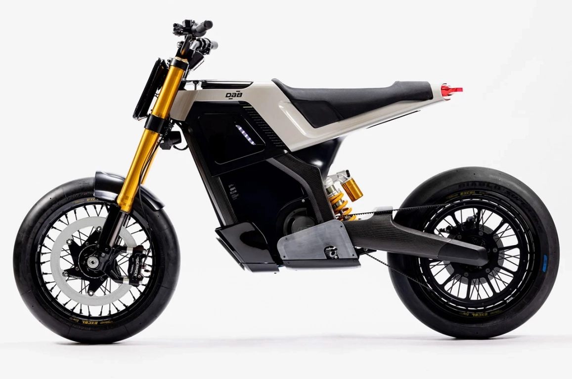DAB-Concept-E-Electric-Motorcycle_Outercraft-12.webp