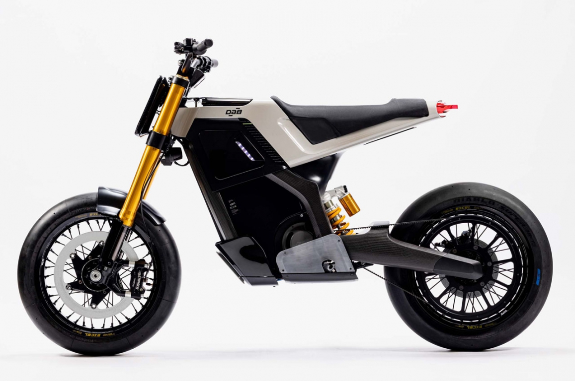 DAB-Concept-E-Electric-Motorcycle_Outercraft-5.jpg