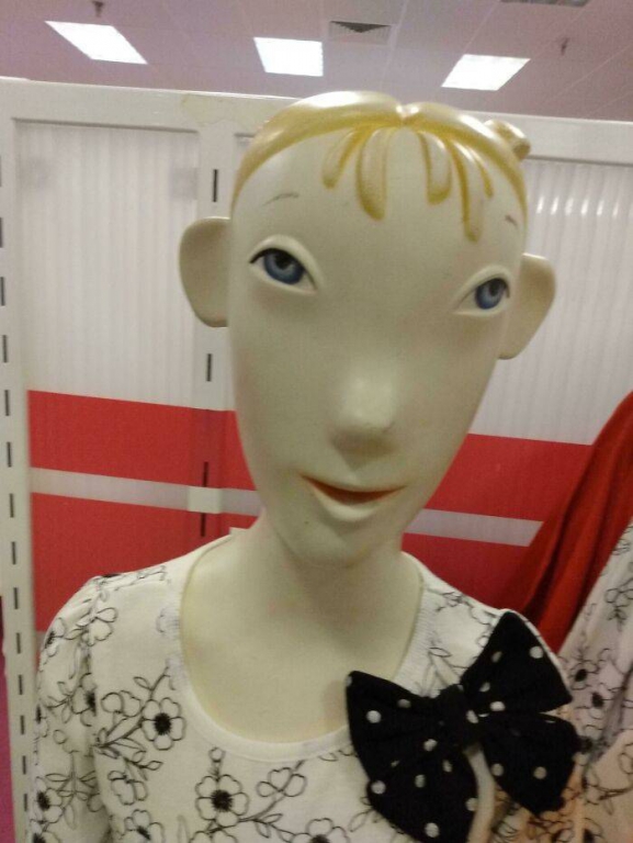 these_mannequins_are_totally_realistic-23.jpg