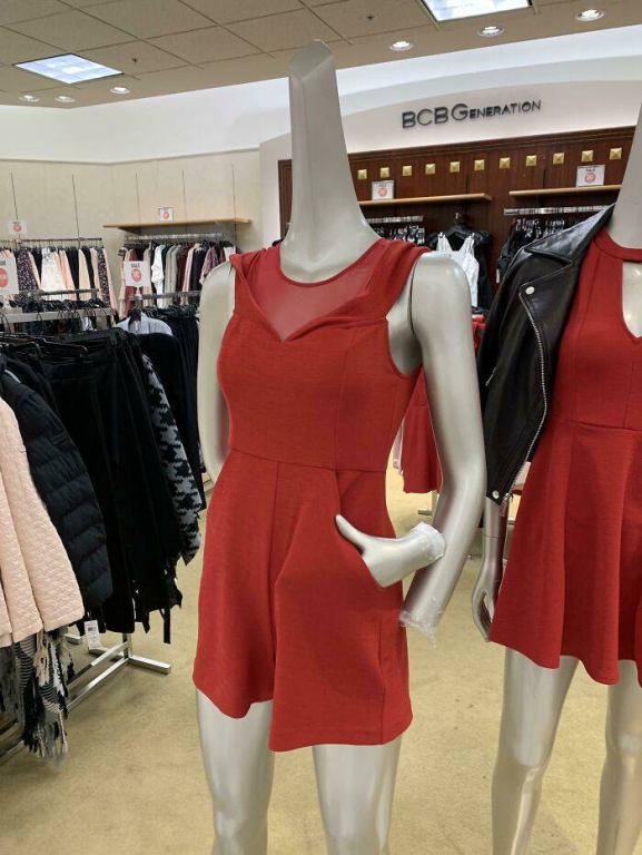 these_mannequins_are_totally_realistic-45.jpg