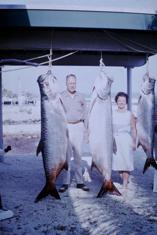 1960s-people-fishes-19.jpeg