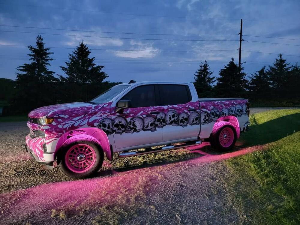 these_are_not_your_normal_cars_01[1].jpg