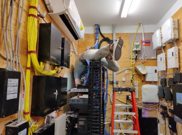 computer_technicians_share_their_worst_nightmares_640_08[1].jpg