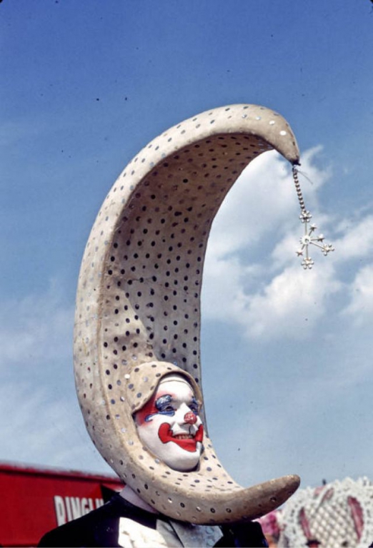 circus-clowns-1940s-1950s-23.jpg