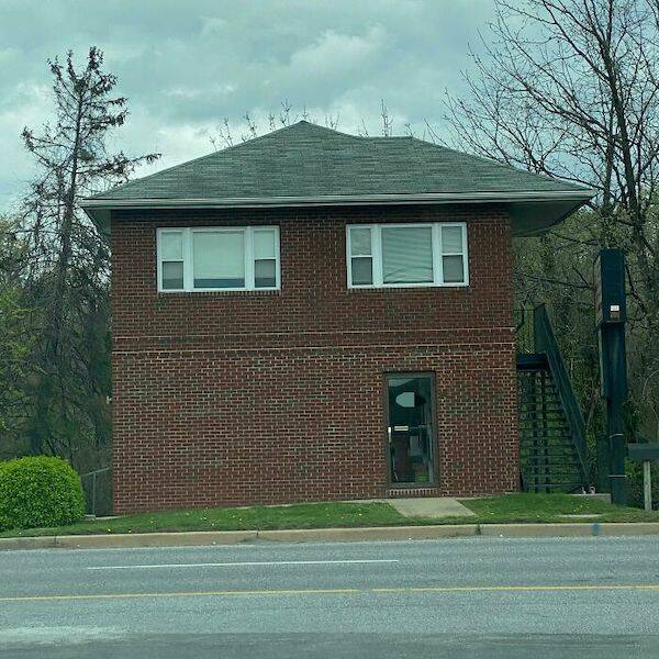construction_projects_that_turned_into_construction_blunders_640_12[1].jpg