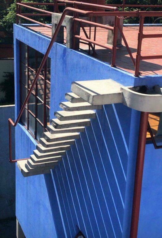 construction_projects_that_turned_into_construction_blunders_640_high_10[1].jpg