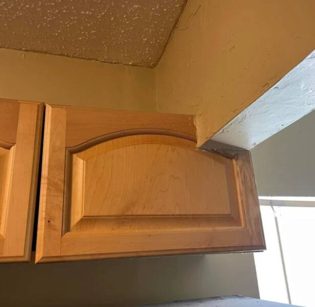 construction_projects_that_turned_into_construction_blunders_640_01[1].jpg