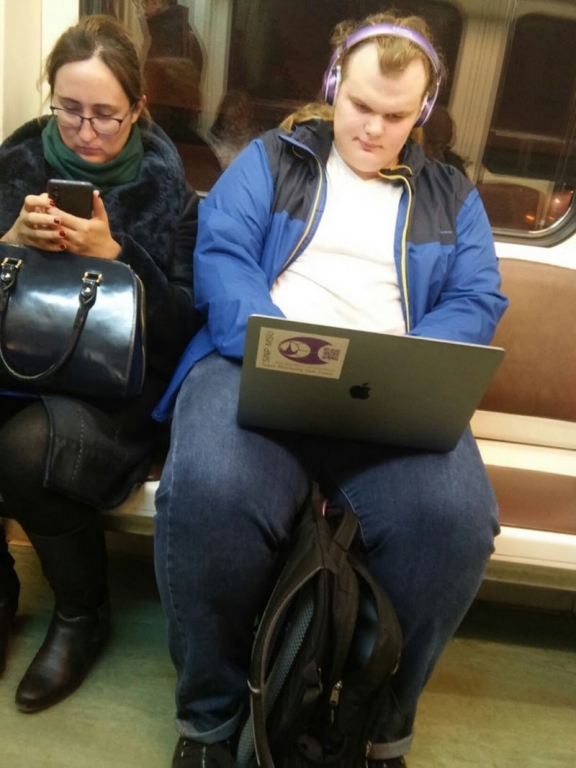 Unusual-People-In-The-Subway-7[1].jpg