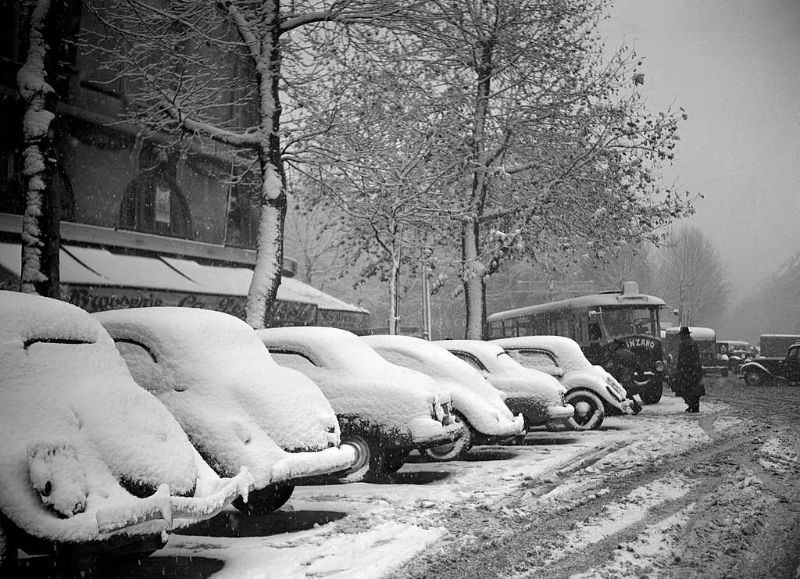 paris-winter-1950s-09.jpg