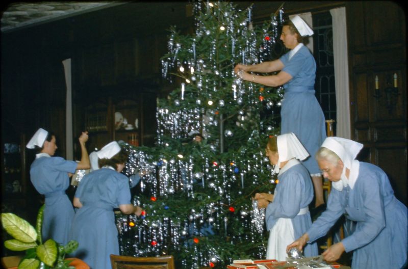vintage-christmas-tree-decoration-13.jpeg