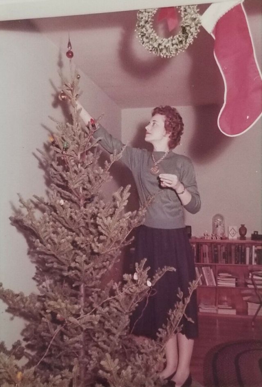 vintage-christmas-tree-decoration-22.jpeg