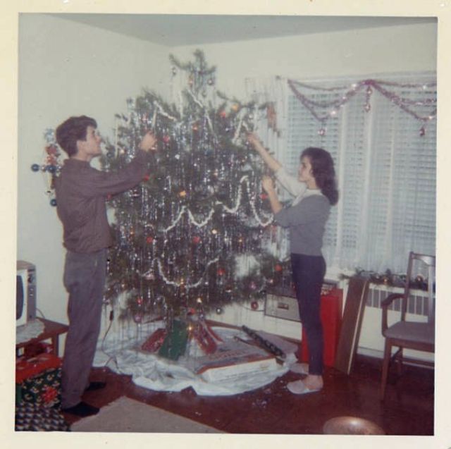 vintage-christmas-tree-decoration-30.jpeg