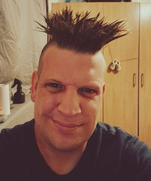 hairstyles_to_make_you_lose_your_mind_640_high_20[1].jpg