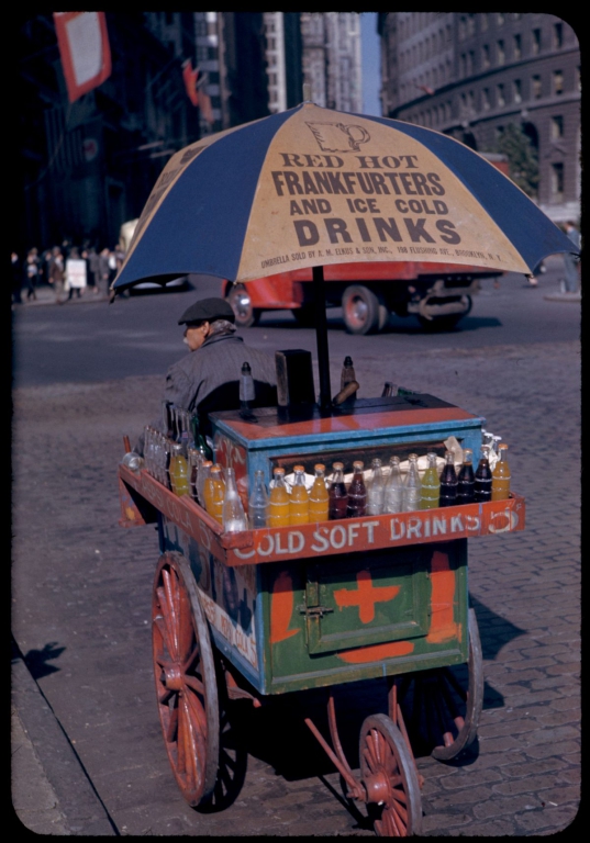 Portable-soft-drink-stand-at-Bowling-Green-1942-1200x1718.jpeg