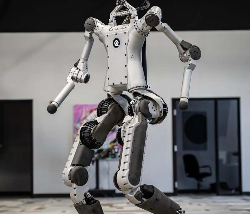 Подробнее о "Apptronik показала прототипы робота-гуманоида Apollo с ногами и без"