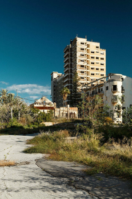 varosha_famagusta_cyprus_the_largest_ghost_town_in_the_world_640_high_22.jpg
