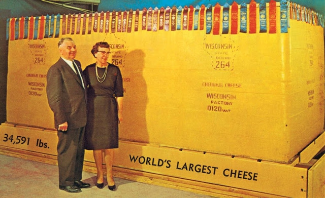 1964-worlds-largest-cheese-1-1[1].jpg