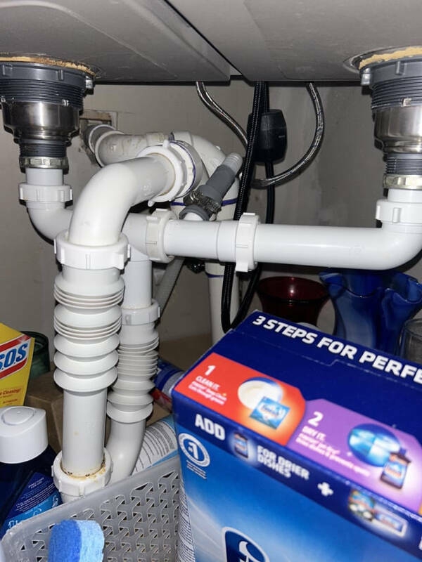 the_extreme_world_of_plumbing_640_high_07[1].jpg