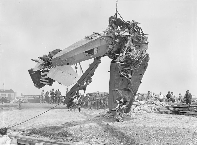 vintage-aviation-accidents-24.jpeg