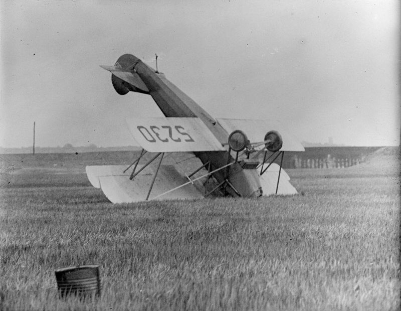 vintage-aviation-accidents-5.jpeg