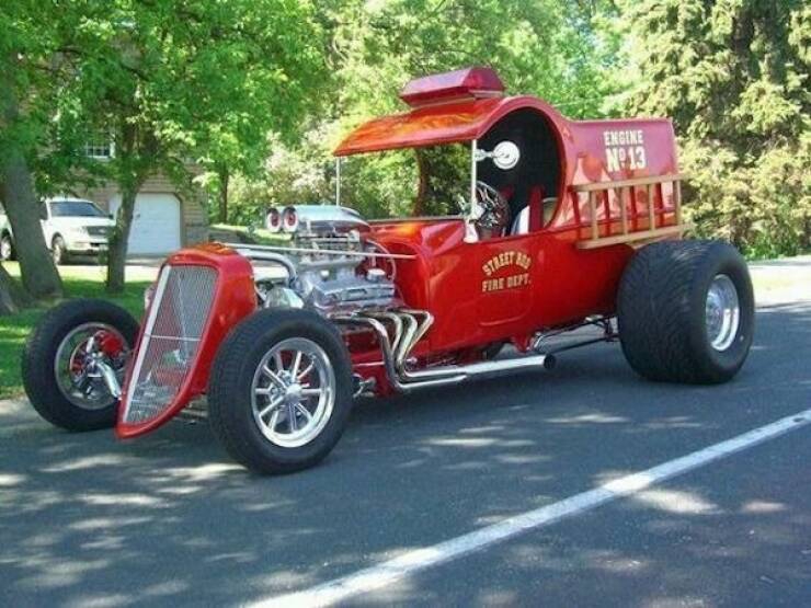wild_and_wacky_rides_insane_vehicle_modifications_640_35[1].jpg