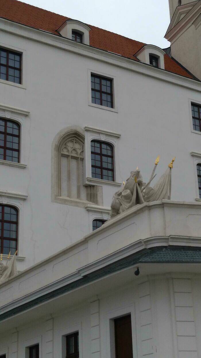design_fails_when_architects_get_it_wrong_640_high_15[1].jpg