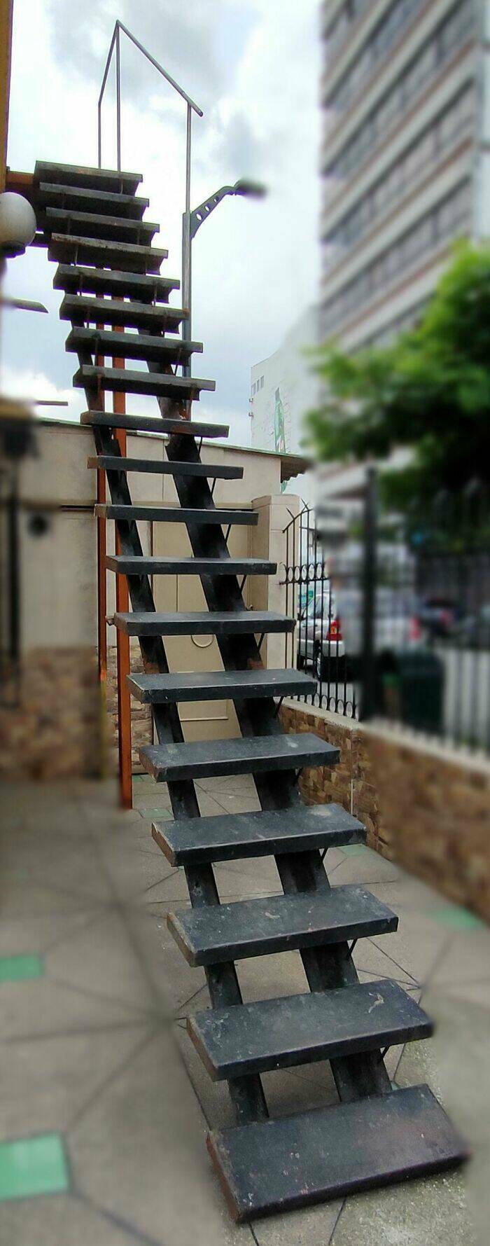 design_fails_when_architects_get_it_wrong_640_high_32[1].jpg